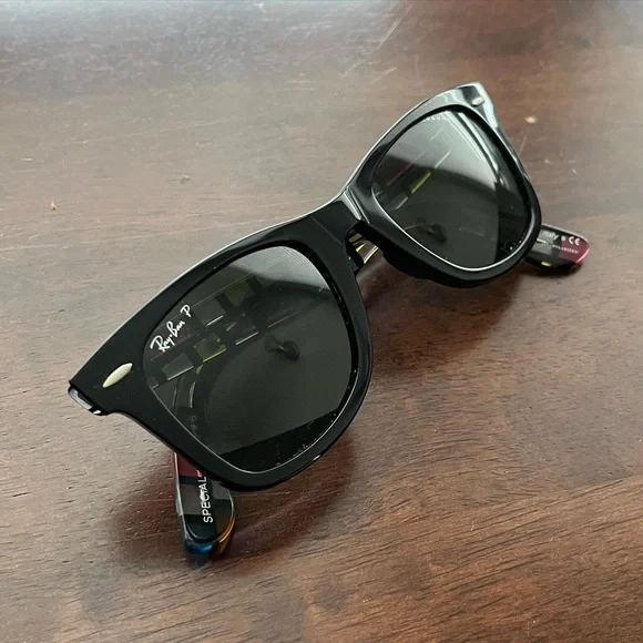 Ray Ban Sunglasses - Picture 1 of 3